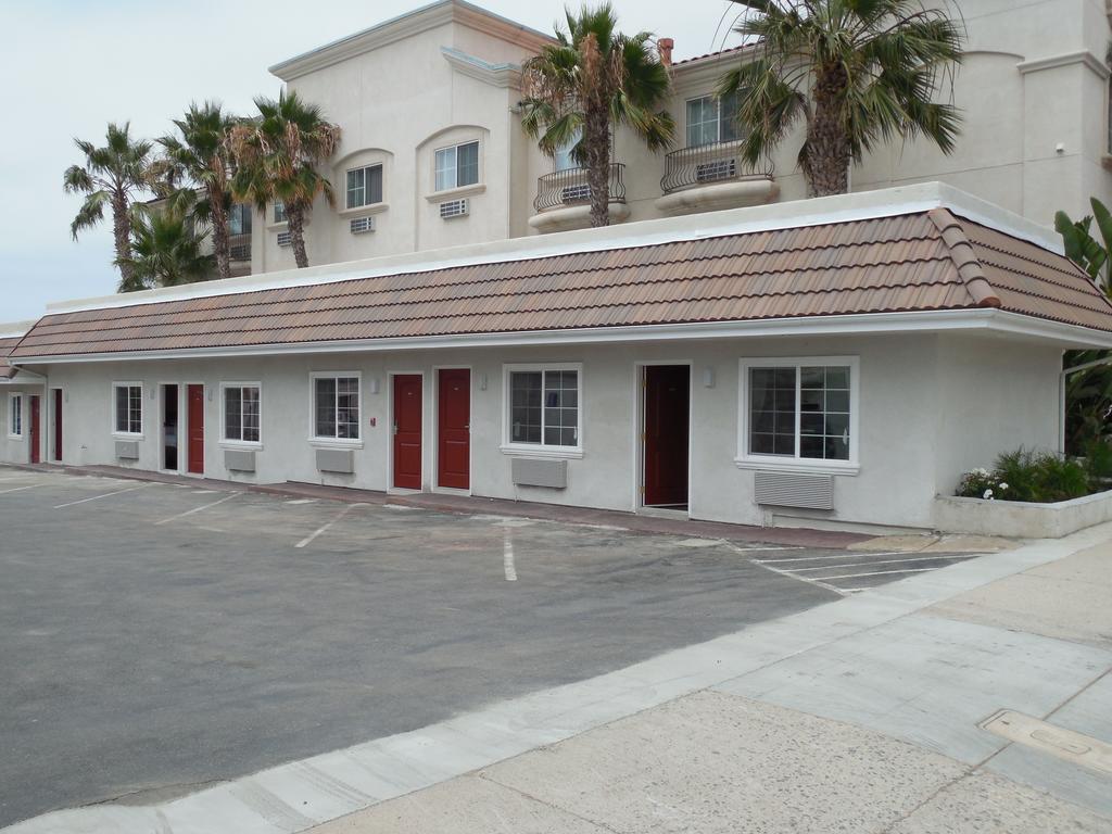 Coast Inn Oceanside Bagian luar foto