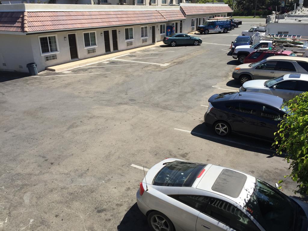 Coast Inn Oceanside Bagian luar foto