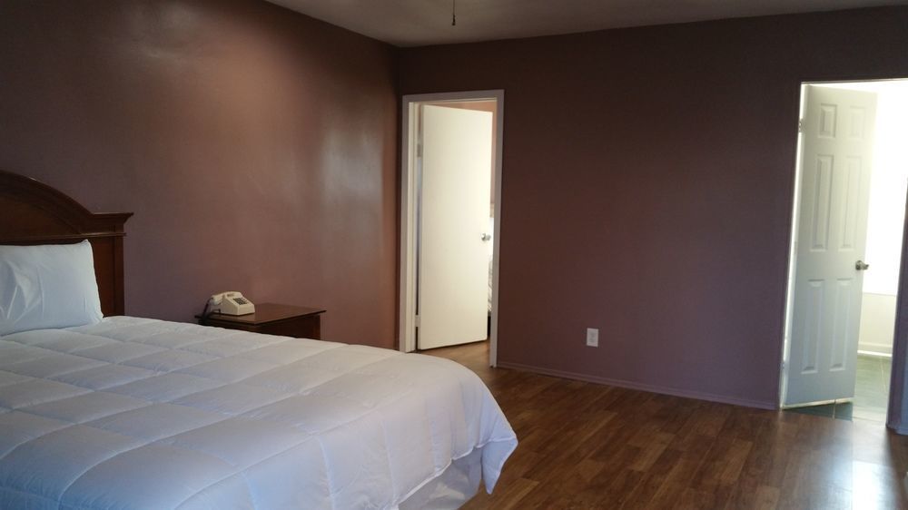 Coast Inn Oceanside Bagian luar foto