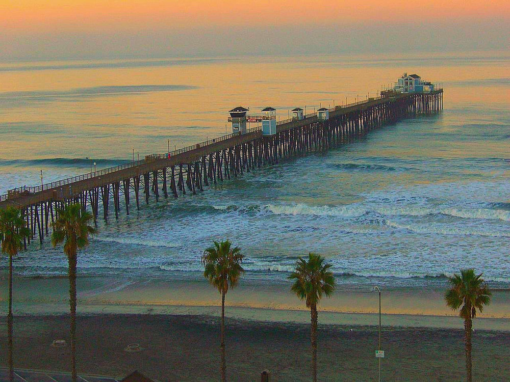 Coast Inn Oceanside Bagian luar foto